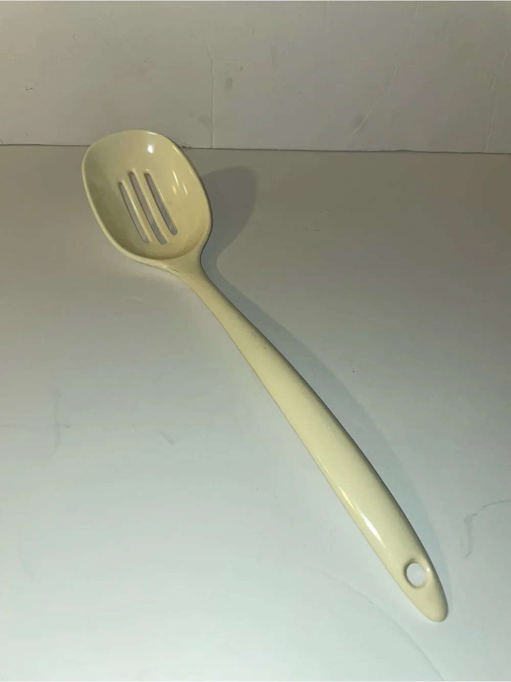 Melamine Ware Slotted Spoon Beige Kitchen Utensil Made in Taiwan S-076